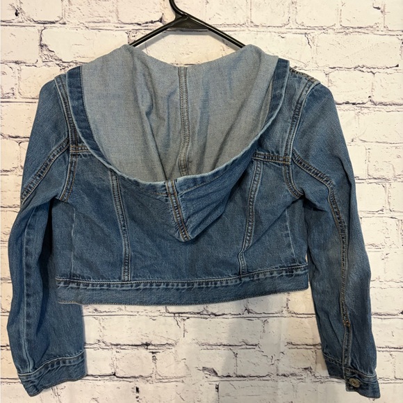 GAP Women's Blue Jean Jacket with Hood Size M - Picture 4 of 5